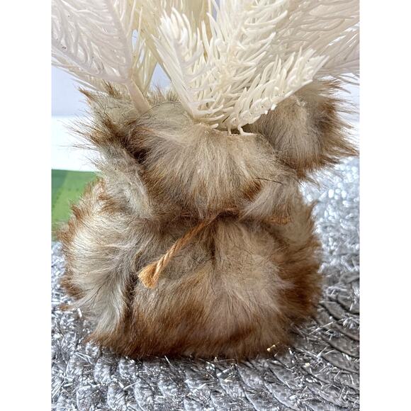Vintage Small Artificial White Christmas Trees Plastic Branches in Faux Fur Base - Picture 4 of 10